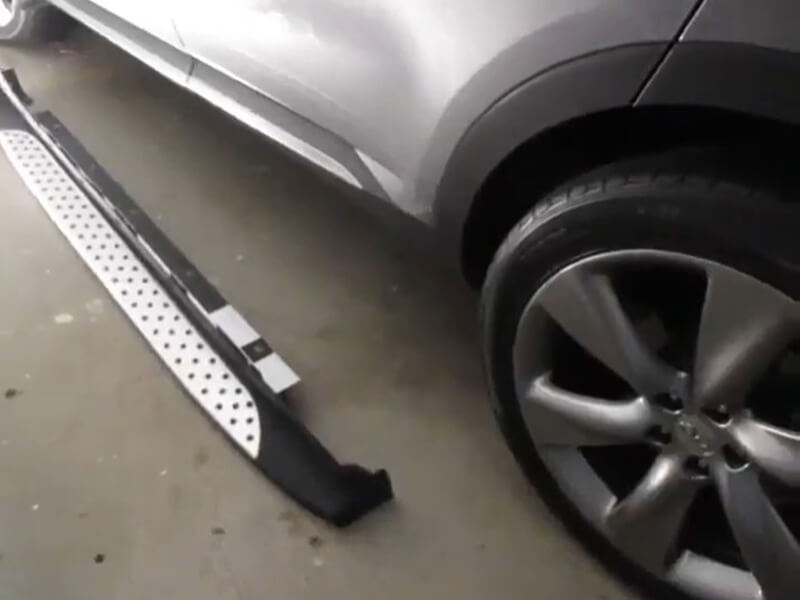 Cách lắp đặt bệ bước chân Kia Sorento 2021 chấm bi